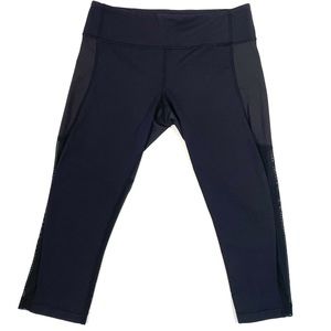 Lululemon Leggings 10 Black Crop Capri Mid Rise Workout Mesh